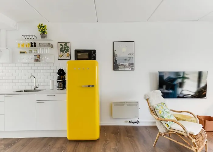 Naike - 100m From The Sea By Interhome *